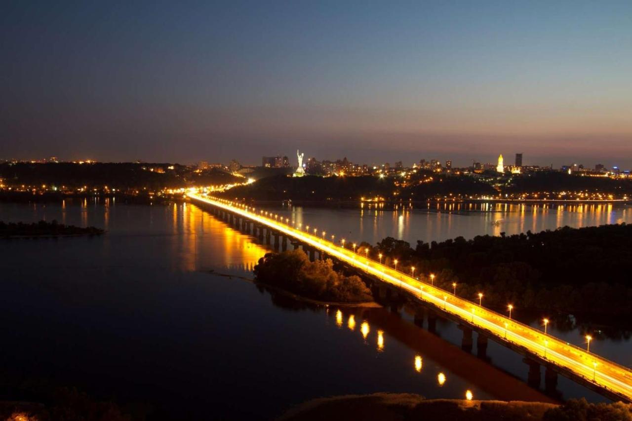 Жк Silver Breeze,Днепровськая Набережная 1А Kyiv Exterior photo